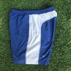 Lululemon workout shorts men’s M